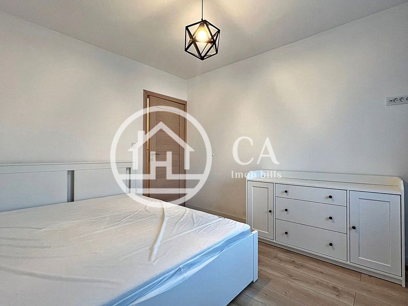 Apartament de închiriat cu 3 camere in zona Rogerius, Oradea - Poză 8