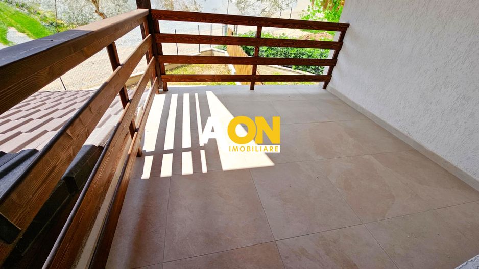 1/2 Duplex, 4 camere, 449 mp teren, asfalt, toate utilitatile, Cetate - Poză 10