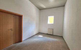 Clădire de birouri cu hala industriala si teren 1464mp | Mehala - Poză 14