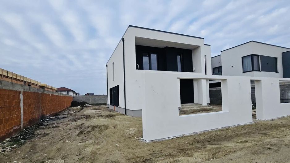 Casǎ de vânzare  P+E Sânmartin Beverly- Hills - Poză 2
