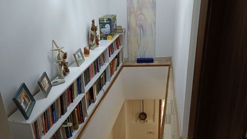 Ap mic si cochet in Piata Ovidiu - Poză 2