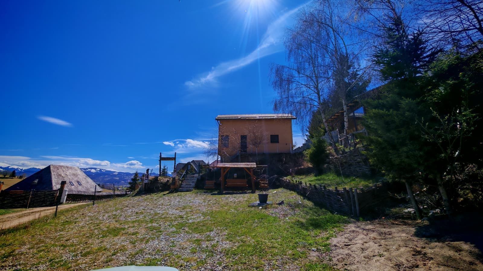 Casa / pensiune investitie sat Pestera, Moieciu, Bran - Poză 34