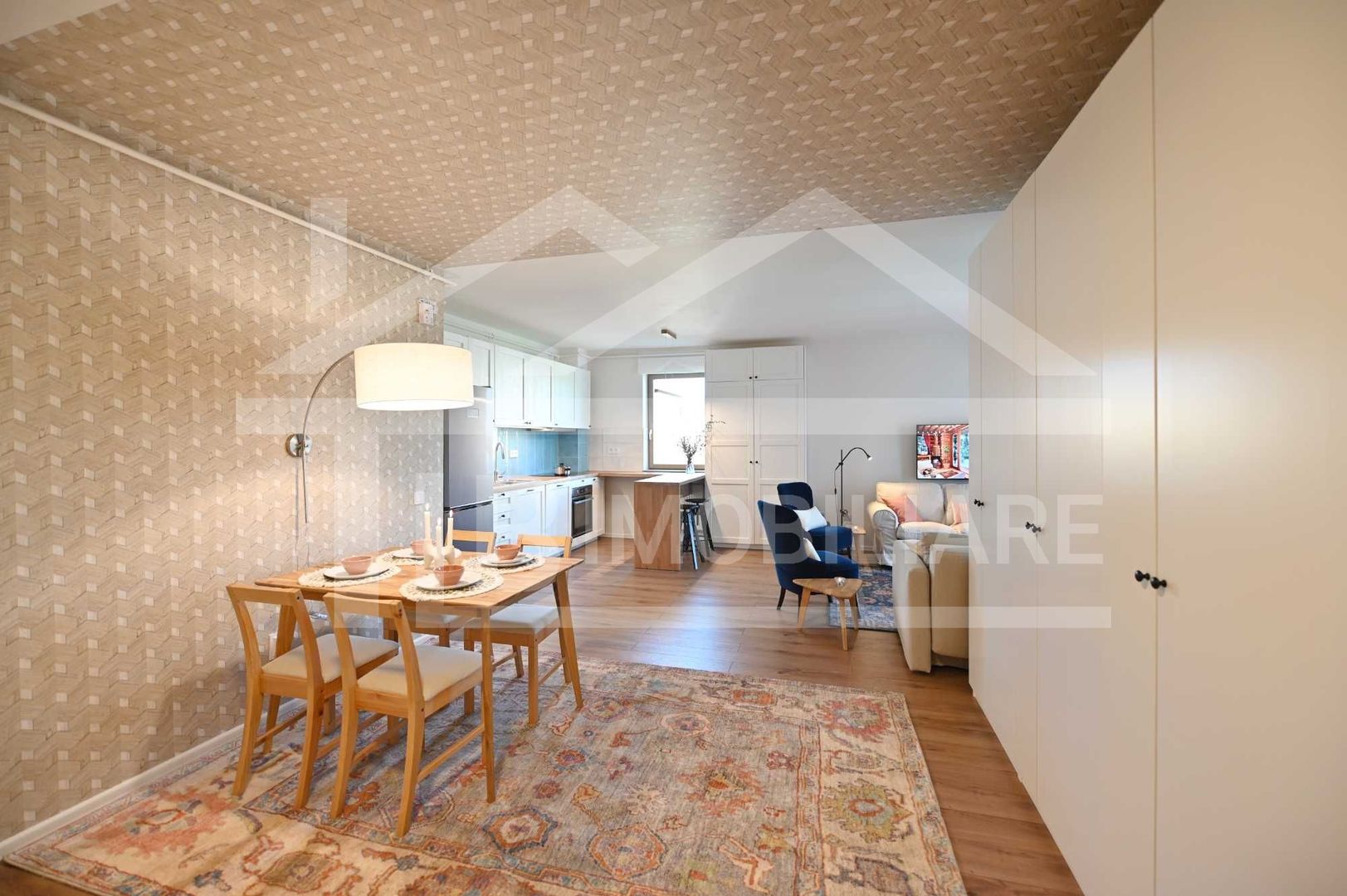 Apartament cu 2 camere, 70 mp, parcare, Zona Green Residence - Poză 3