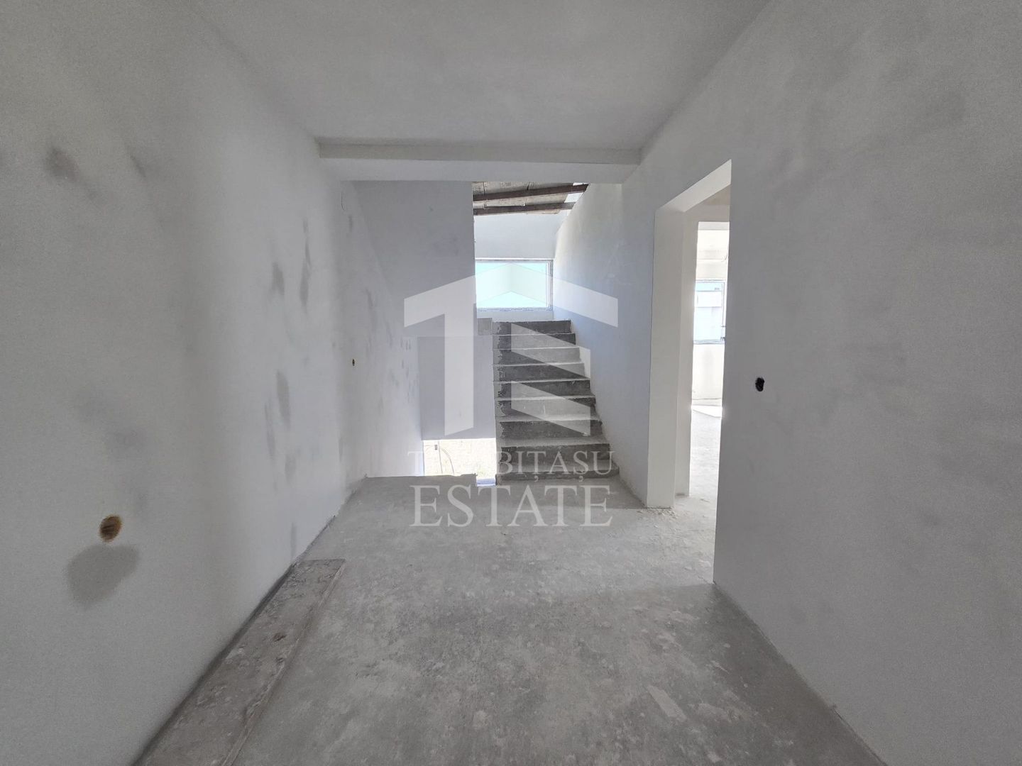 OVIDIU-POIANA- Vila tip duplex | terasa circulabila | gaz | curte - Poză 6