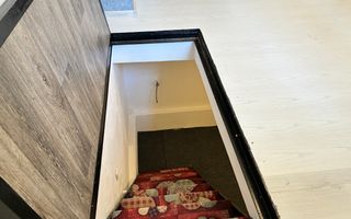 Cămin / Cameră 10 mp + demisol 10 mp  / Renovată - Poză 3