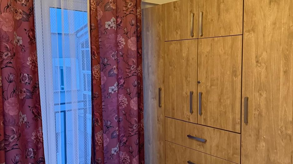 Apartament de inchiriat in cetate - Poză 4