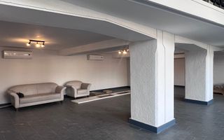 Spațiu Comercial în Imobil Istoric | Locație Ultracentrală | Oradea - Poză 4