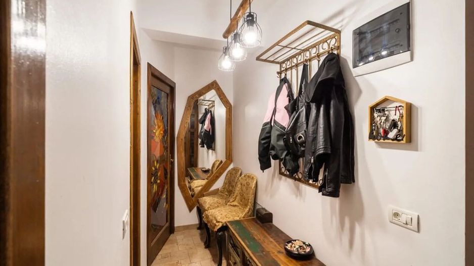 Apartament cu 2 camere într-un imobil istoric – Strada Londra, Buc - Poză 4