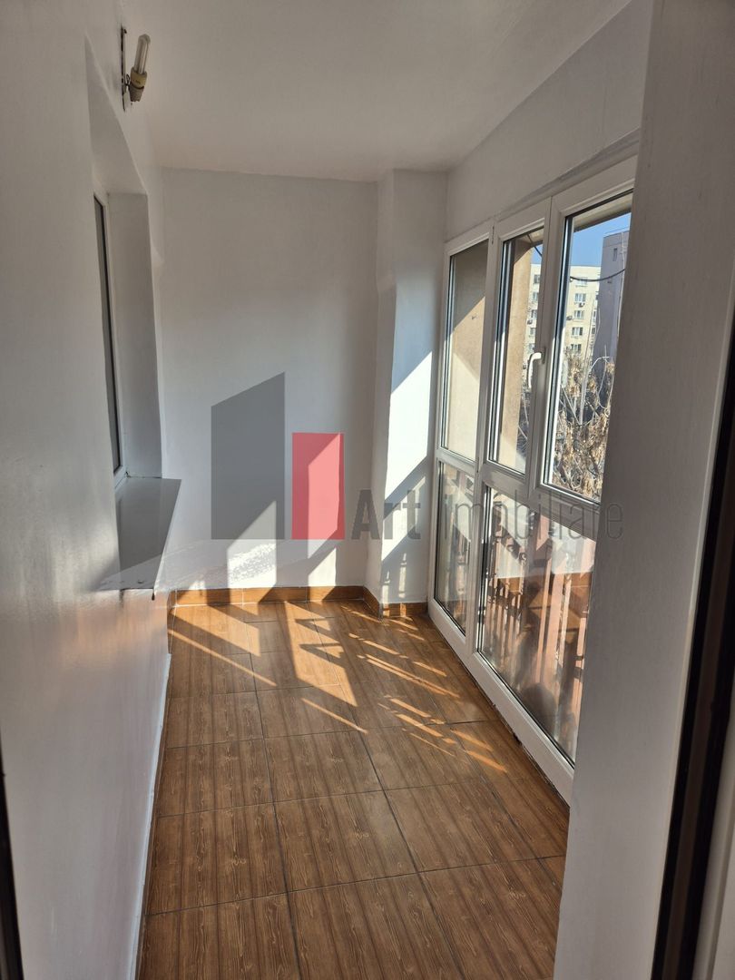 Vanzare apartament 4 camere Lujerului - Poză 2