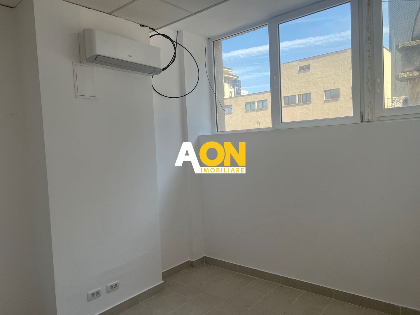 Spatiu Comercial, fost Sediu Banca Transilvania, Zona Mercur City - Poză 8