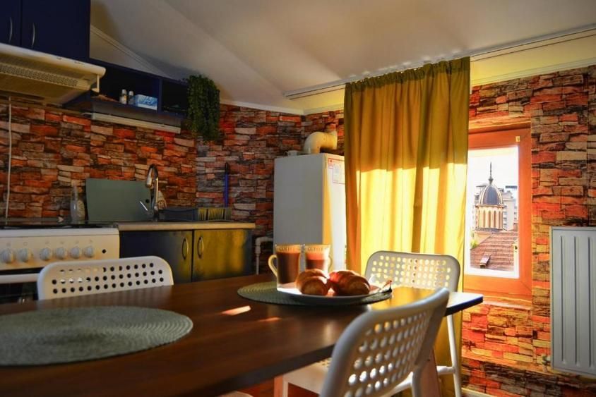 De Inchiriat Apartament 2 camere ultracentral Centrul Vechi ,Pret Negociabil - Poză 10