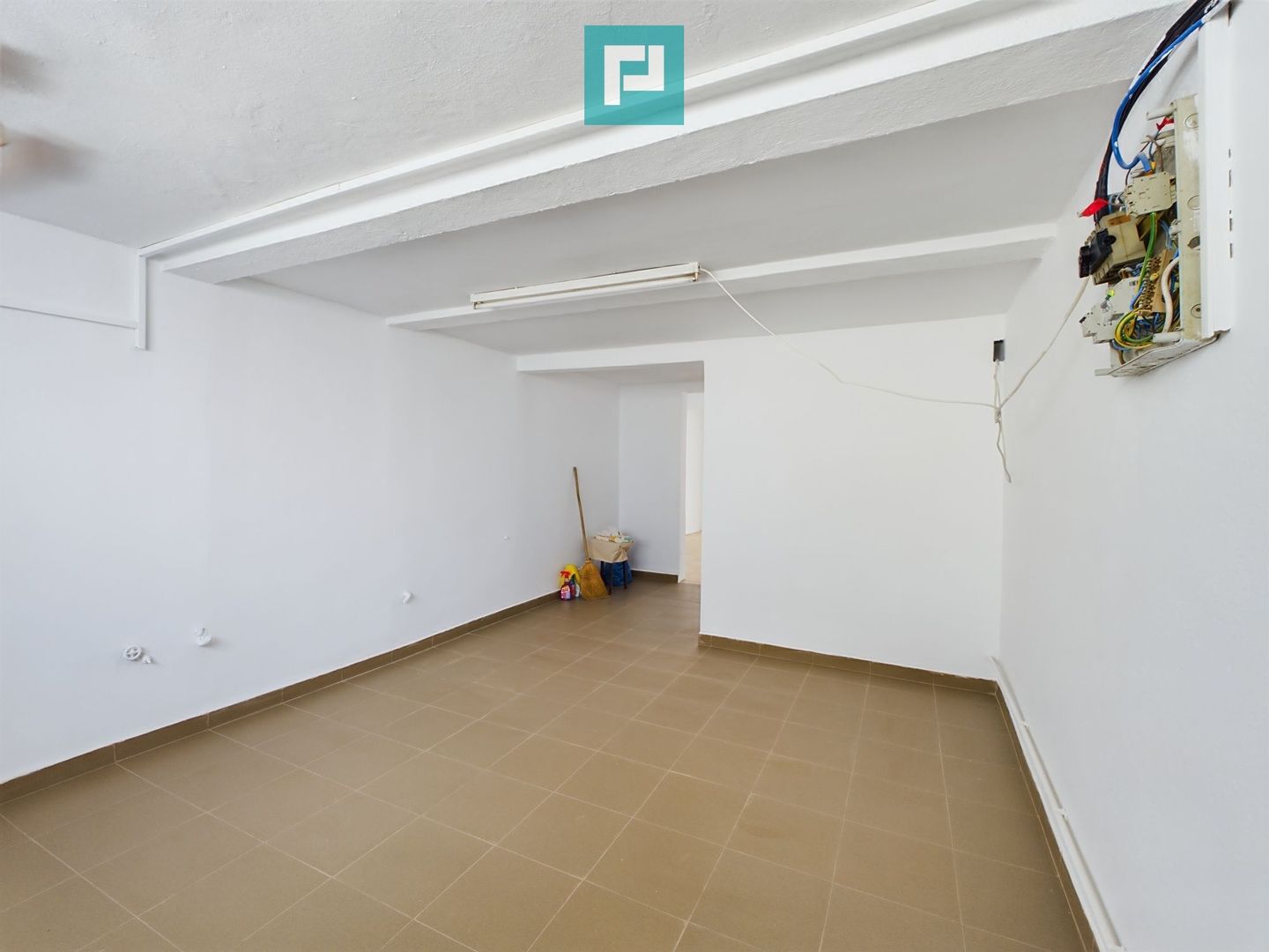 Spațiu comercial în zona Uta. - Poză 3
