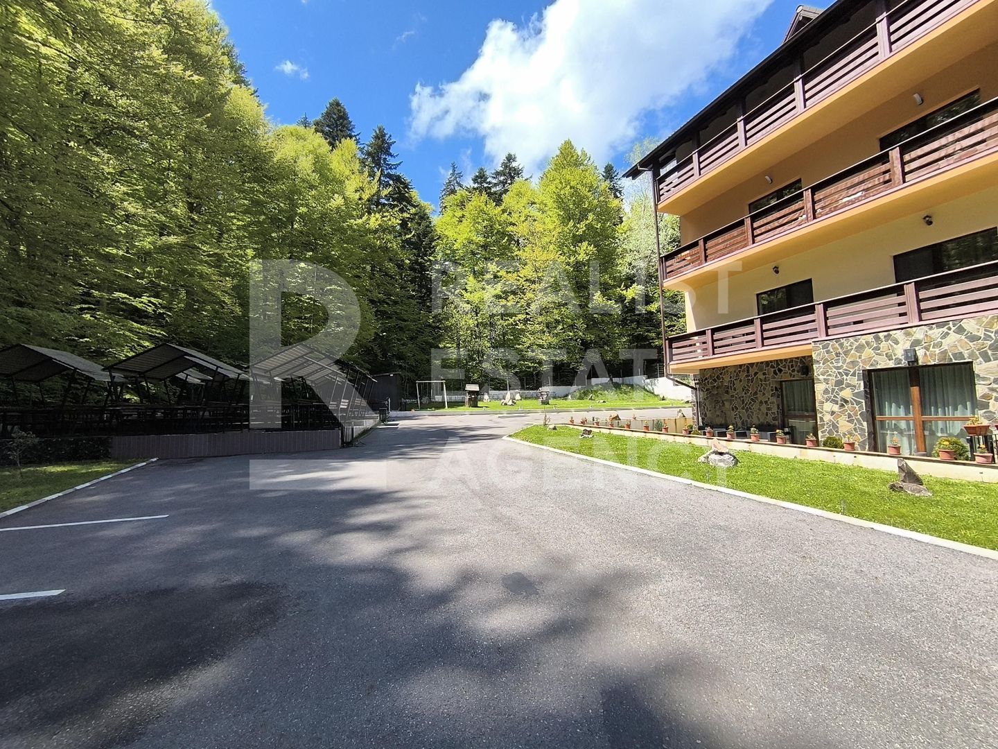 Apartament, 4 camere, Predeal, județul Brașov - Poză 17