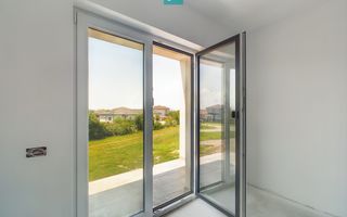 Duplex P+1 deosebit în Moșnița Veche - Poză 9