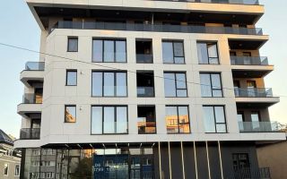 Spatiu Comercial Decebal Vis a vis de restaurant Turqoise - Poză 1