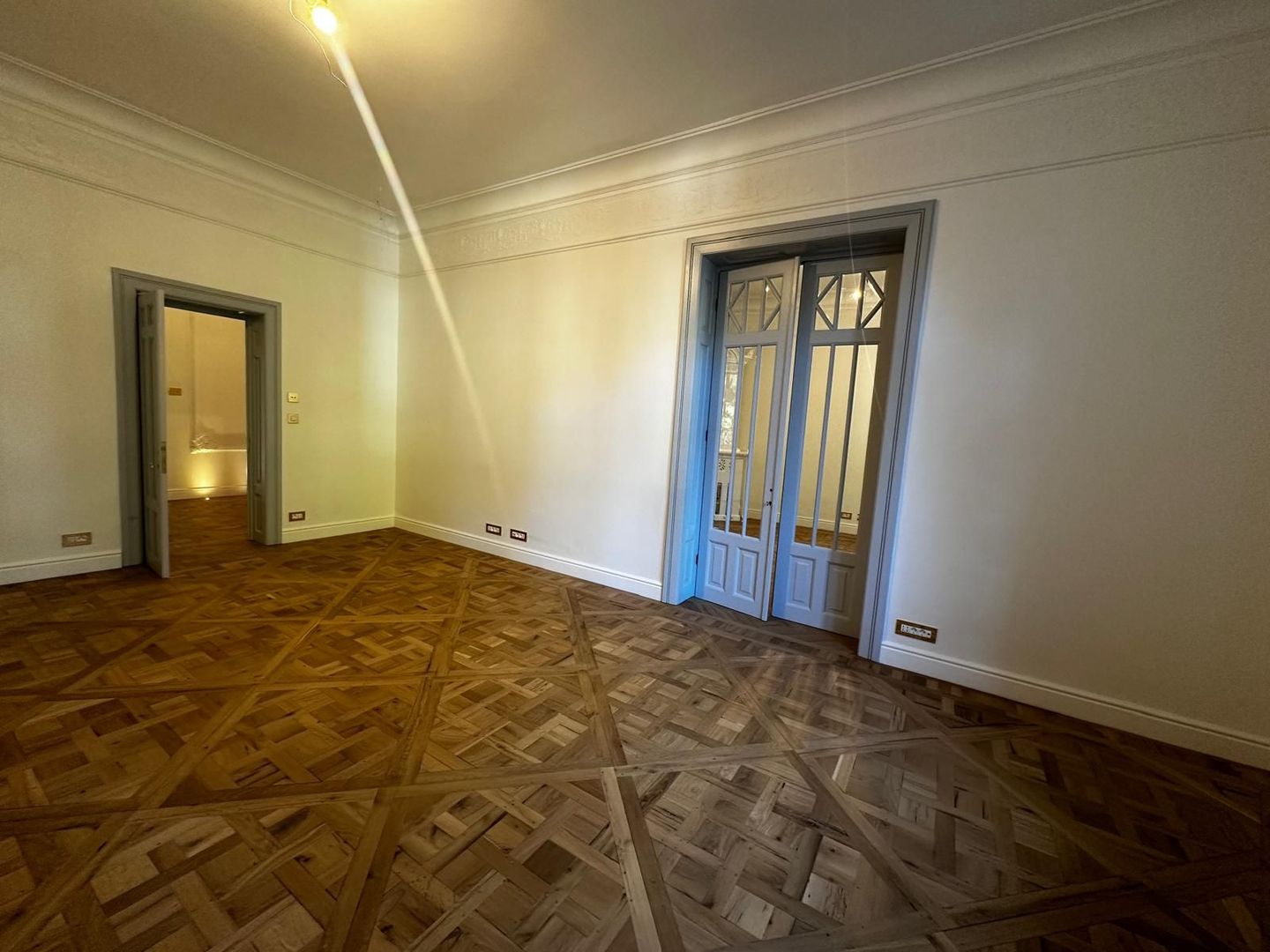 Apartament 5+ demisol Zona Traian - Poză 12