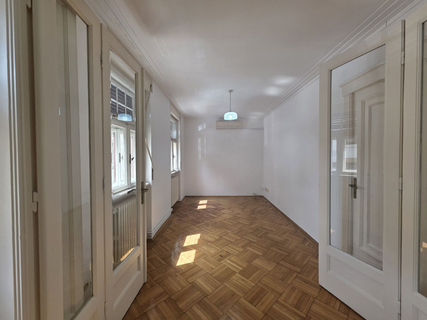 Apartament 4 camere de inchirat Armenasca Romana - Poză 15