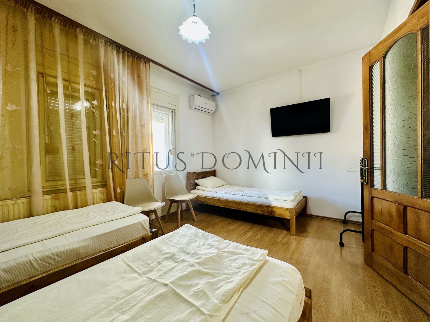 Apartament pentru 17 muncitori la Casa, Nufarul - Poză 3