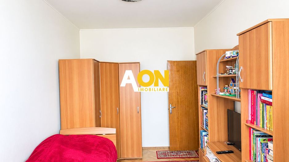 Apartament 4 camere, 102 mp utili,  etaj 2 + garaj + boxa, zona Closca - Poză 9