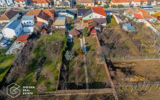 Vila spatioasa cu cinci dormitoare și teren generos de 1440 m in Aradul Nou - Poză 7