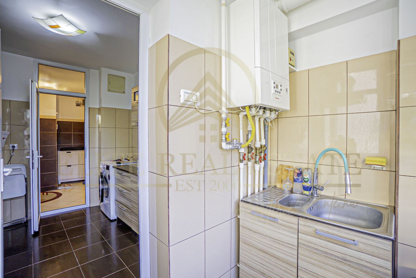 POARTA 6 - Vânzare apartament decomandat cu 2 camere, etaj 2. - Poză 12