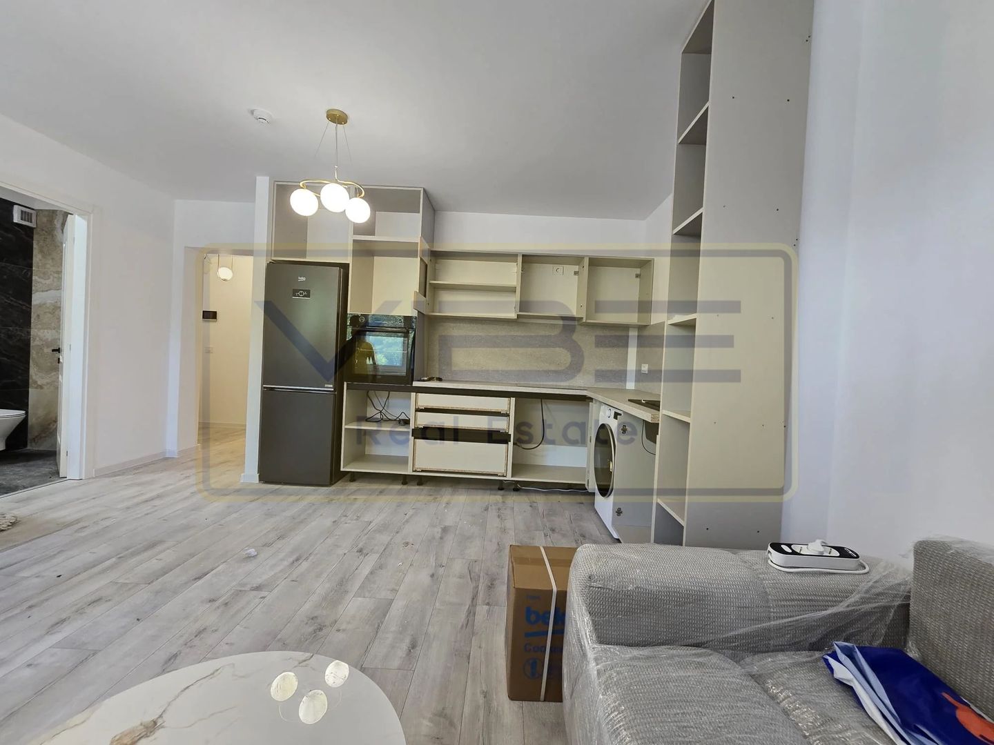 Poitiers Tower -Prima inchiriere - 2 camere + dressing  - mobilat modern - Poză 9