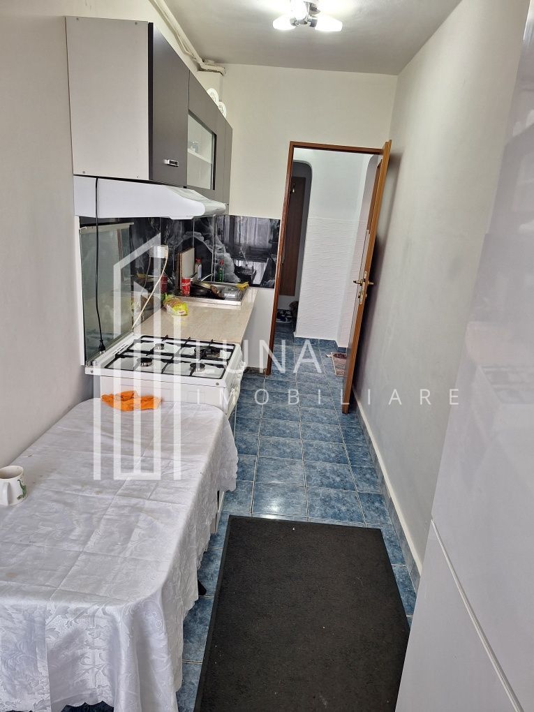 Particular. Vand apartament 2 camere.decomandat - Poză 6