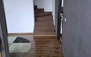 Casă tip cvadruplex | 3 camere | Zăvoi | Curte generoasă 220 mp - Poză 6