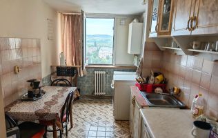 Apartament 2 cam. dec. lift nou– Zona Gyros / Centru Civic, etaj 8/10!
