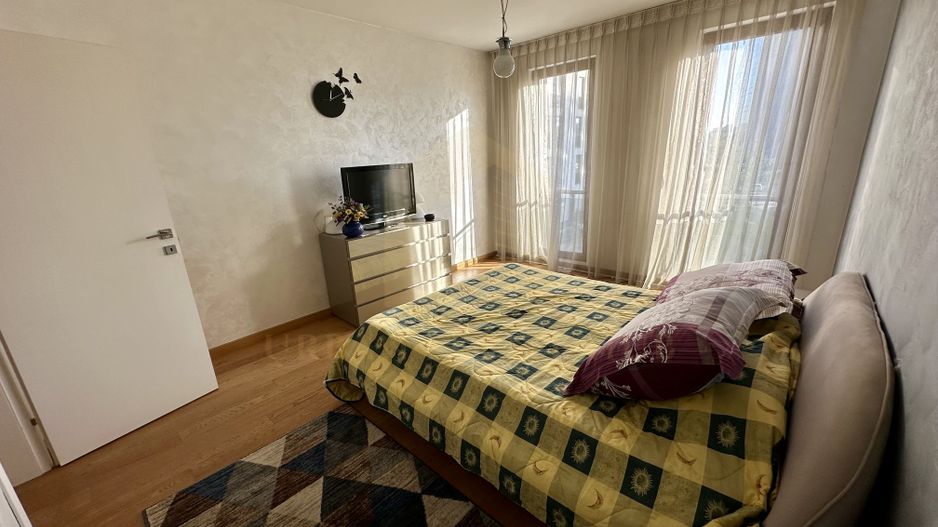 Vanzare apartament 3 camere, garaj, 90 mp, Riviera Residence - Poză 7