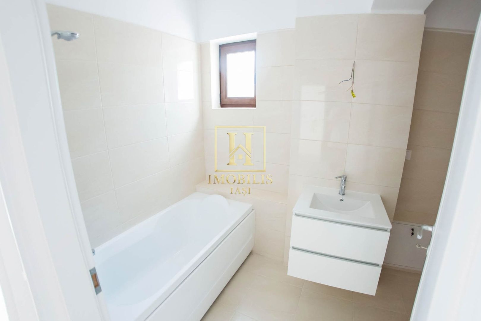 Apartament 2 camere decomandat NOU intabulat Bucium 95000 euro - Poză 4