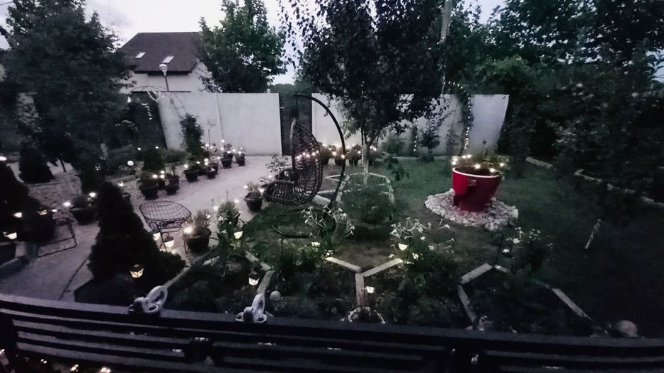 Parter cu structură pentru etaj, curte amenajată și organizare impeca - Poză 15