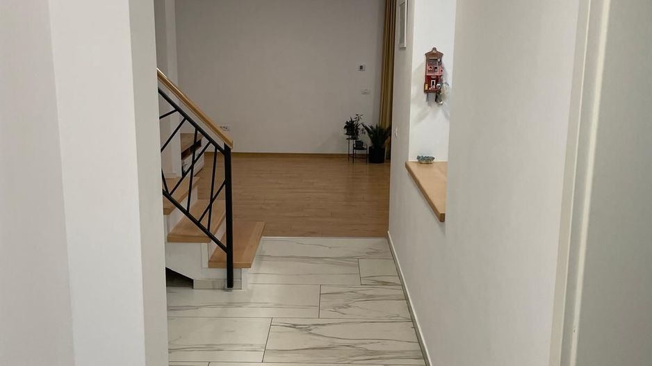 Giroc | Duplex P+E | 3 dormitoare + birou | 3 băi | Curte | Lângă Școala Nouă - Poză 12