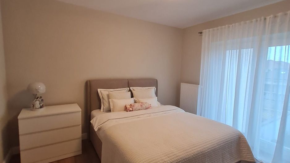 Casă ultrafinisata in zona Parcului central Dumbravita - Poză 25