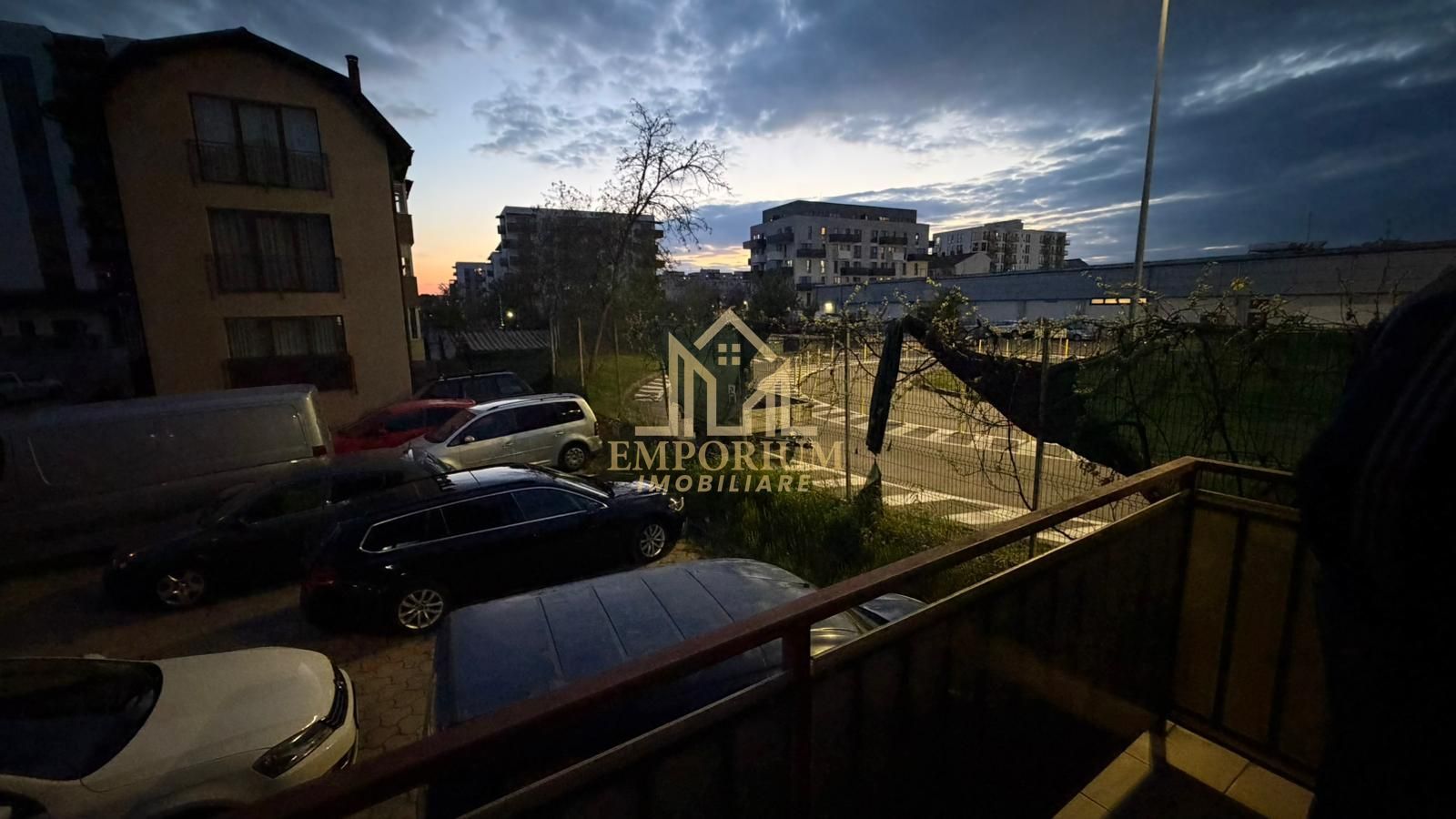 3 camere, semidecomandate, Modern, Parcare, Intre Lacuri, Leroy Merlin - Poză 8