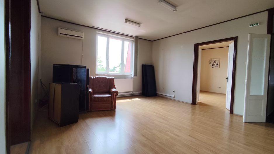 Birouri de inchiriat cu 1 si 6 incaperi langa Penny Iosia, Oradea - Poză 7