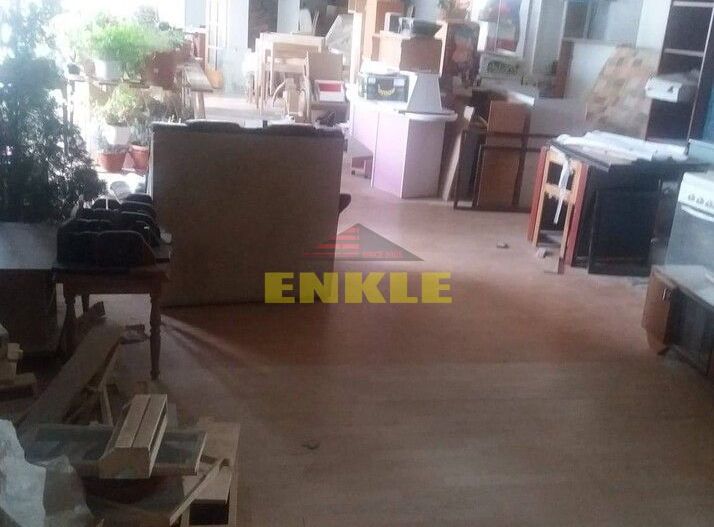 Vând hală pentru producție sau depozit și casă 450000 € - Poză 1