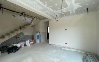 Duplex despartit prin camera tehnica - 4 Dormitoare - Urseni - Poză 2