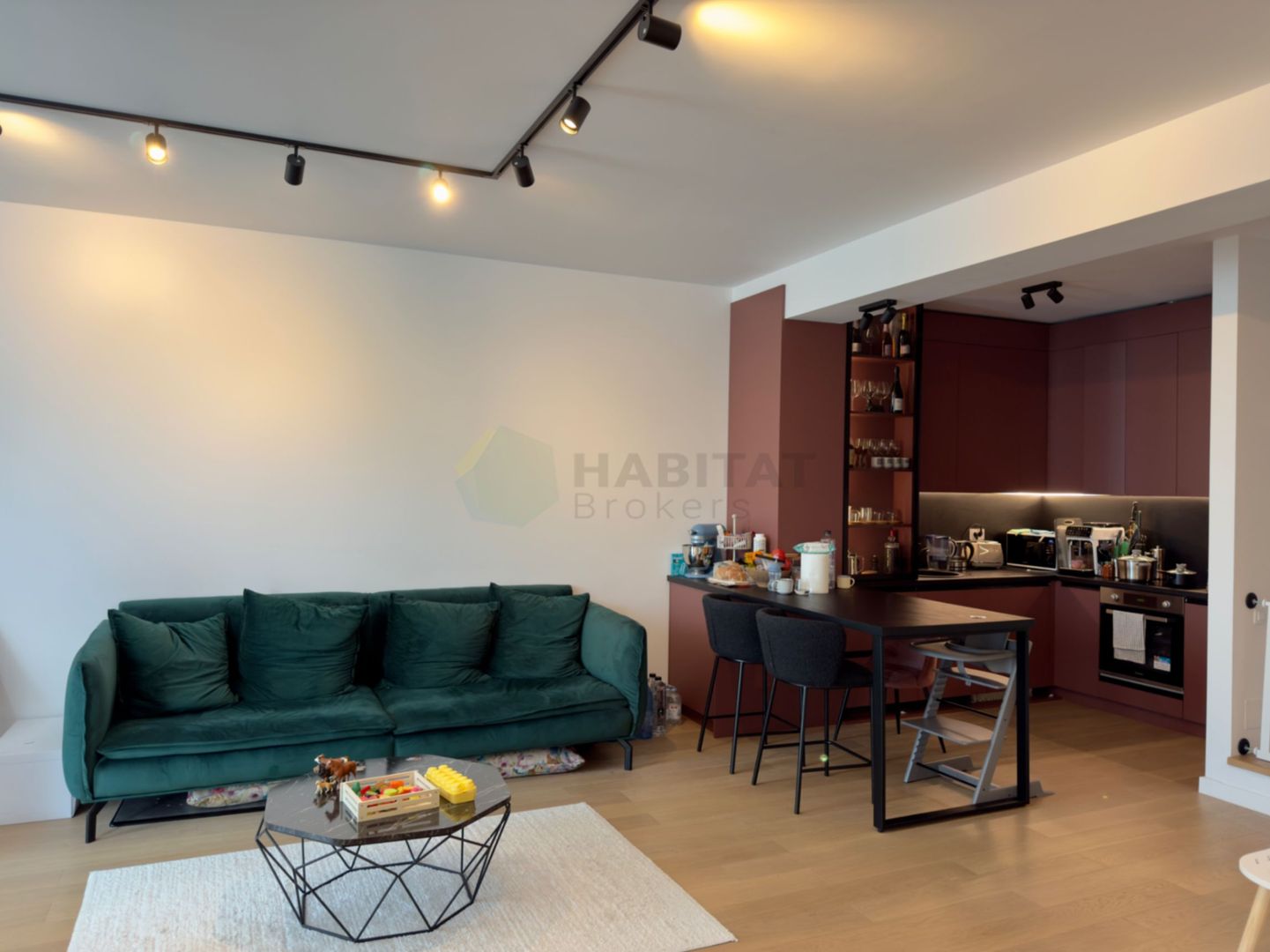 Vila urbana 3 camere | Tunari-Parc - Poză 1