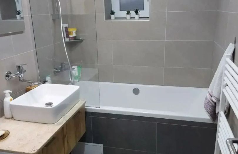 Apartament spaţios cu 3 camere, Cartier Zorilor, 68 MP - Poză 5