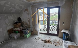Casă / Vilă cu 5 camere de vânzare în Preajba - Poză 14