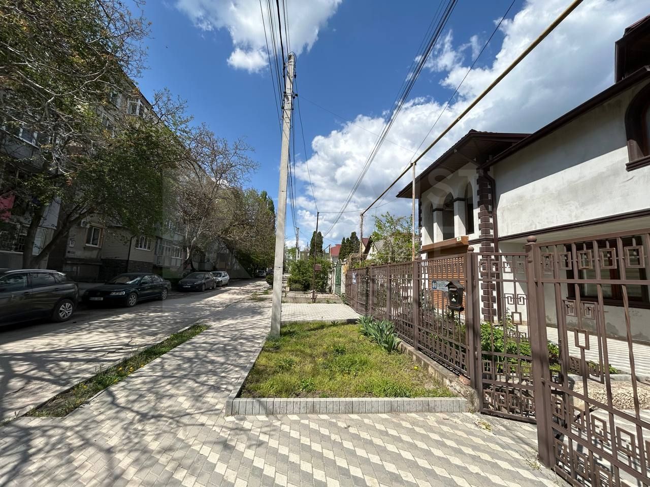 Vânzarea, casa/villa, 4 camere, str. Taras Șevcenco, Pământeni - Poză 2