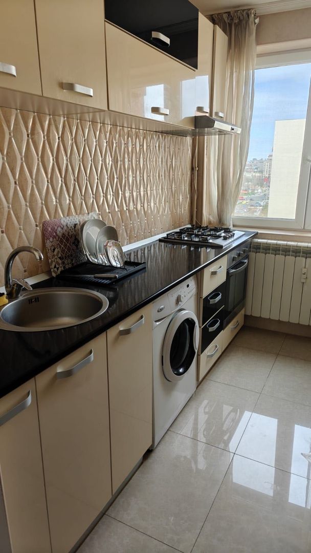 Apartament de inchiriat 3 camere Unirii - Poză 5