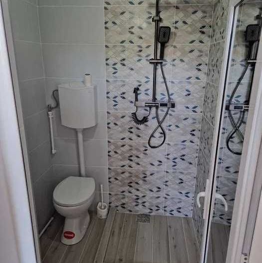 Casa complet renovata – ideala pentru locuinta, birouri sau investitie | - Poză 5