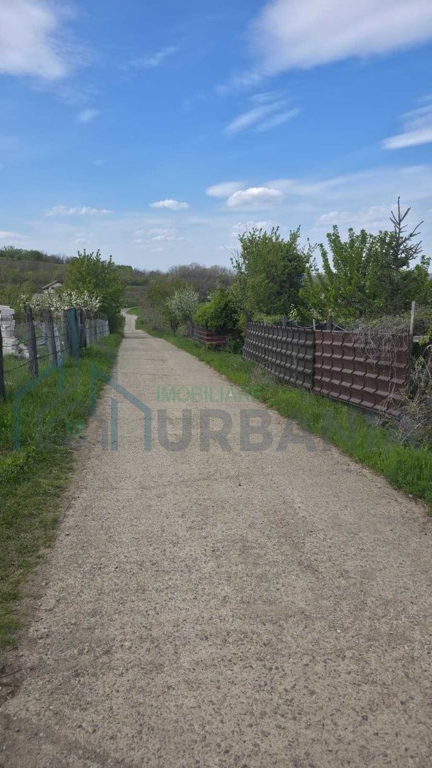 Teren intravilan 1500 mp, Tomesti – Chicerea, 10 km de Iasi, utilitati la limita - Poză 2