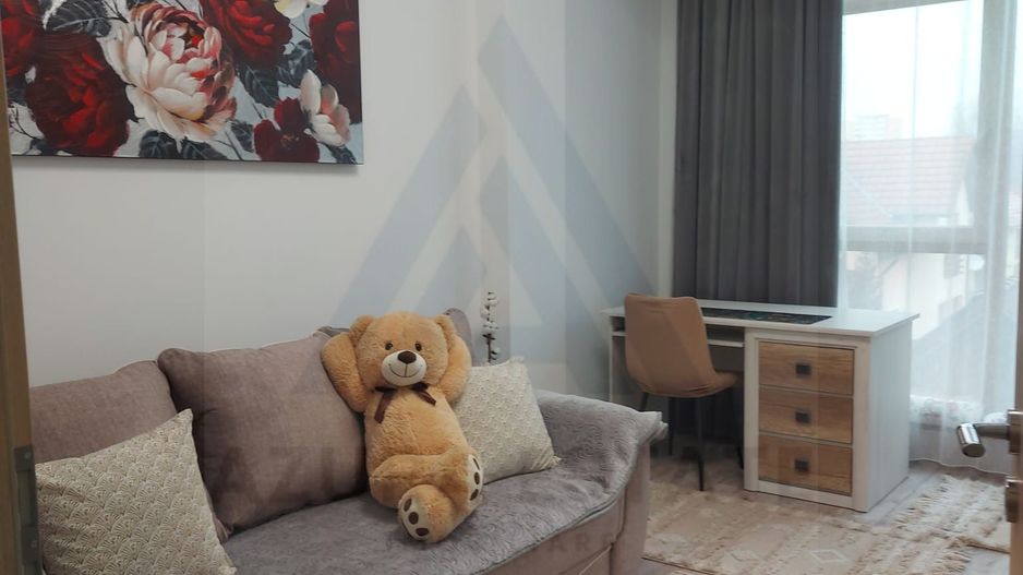 Apartament modern 3 camere 70 mp utili parcare privata zona Selimbar - Poză 5