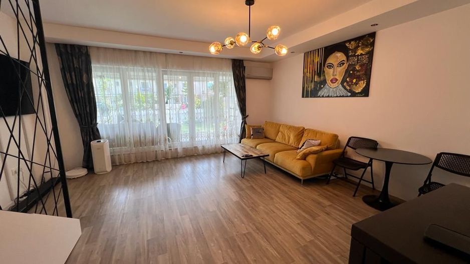 Cosmopolis - Vila NC cu 2 Dormitoare Mobilata si Utilata - Poză 1