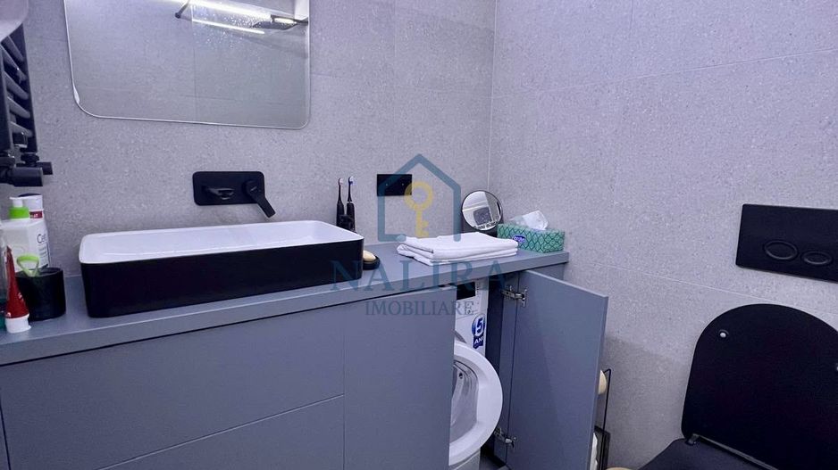 Apartament ultracentral cu terasă spectaculoasă - Poză 4