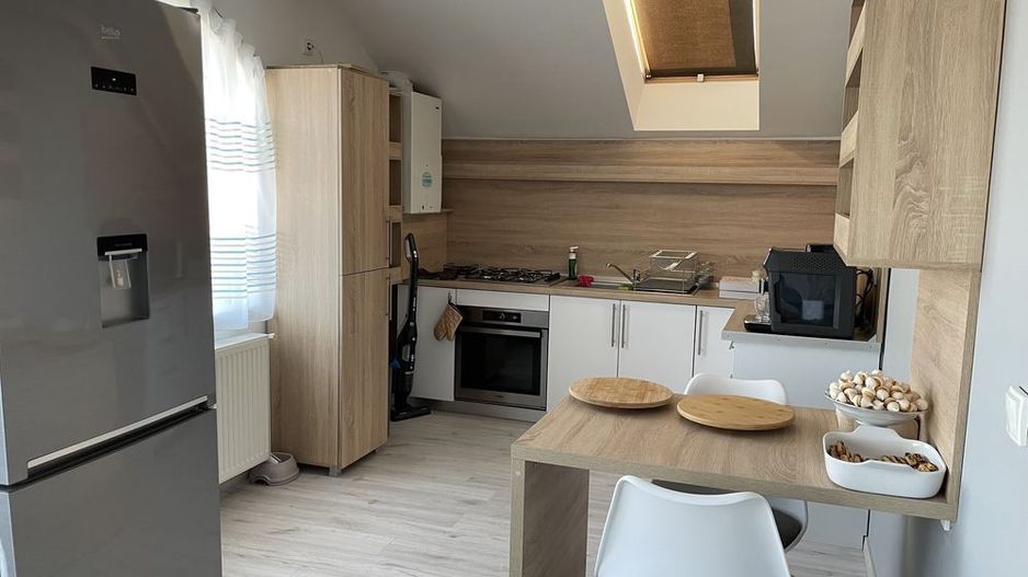 BRASADAS vinde ap 2 cam mobilat, recent renovat. - Poză 3