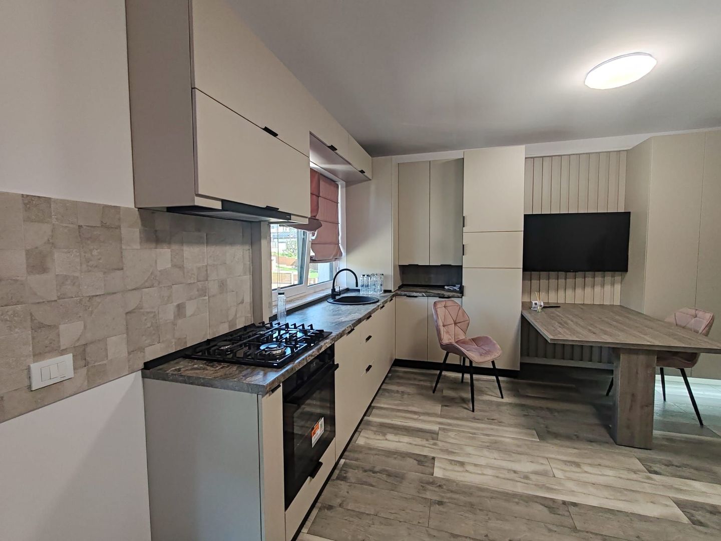 Apartament 1 camera INTABULAT Rediu 69000 euro mobilat + loc parcare - Poză 3